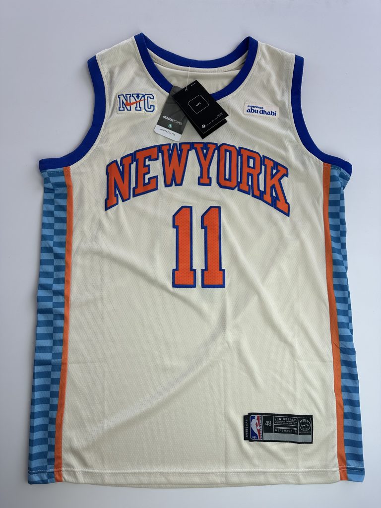 Camiseta NBA New York Knicks Jalen Brunson 11 City Edition color crema frontal