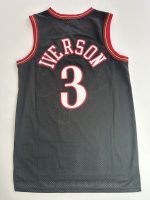 Camiseta NBA Philadelphia 76ers Allen Iverson #3 Hardwood Classics negra vista posterior