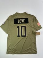 Camiseta NFL Green Bay Packers Jordan Love #10 Salute to Service verde militar vista posterior