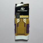 Empaque de calcetines deportivos RONYUESS color amarillo, blanco y morado para baloncesto