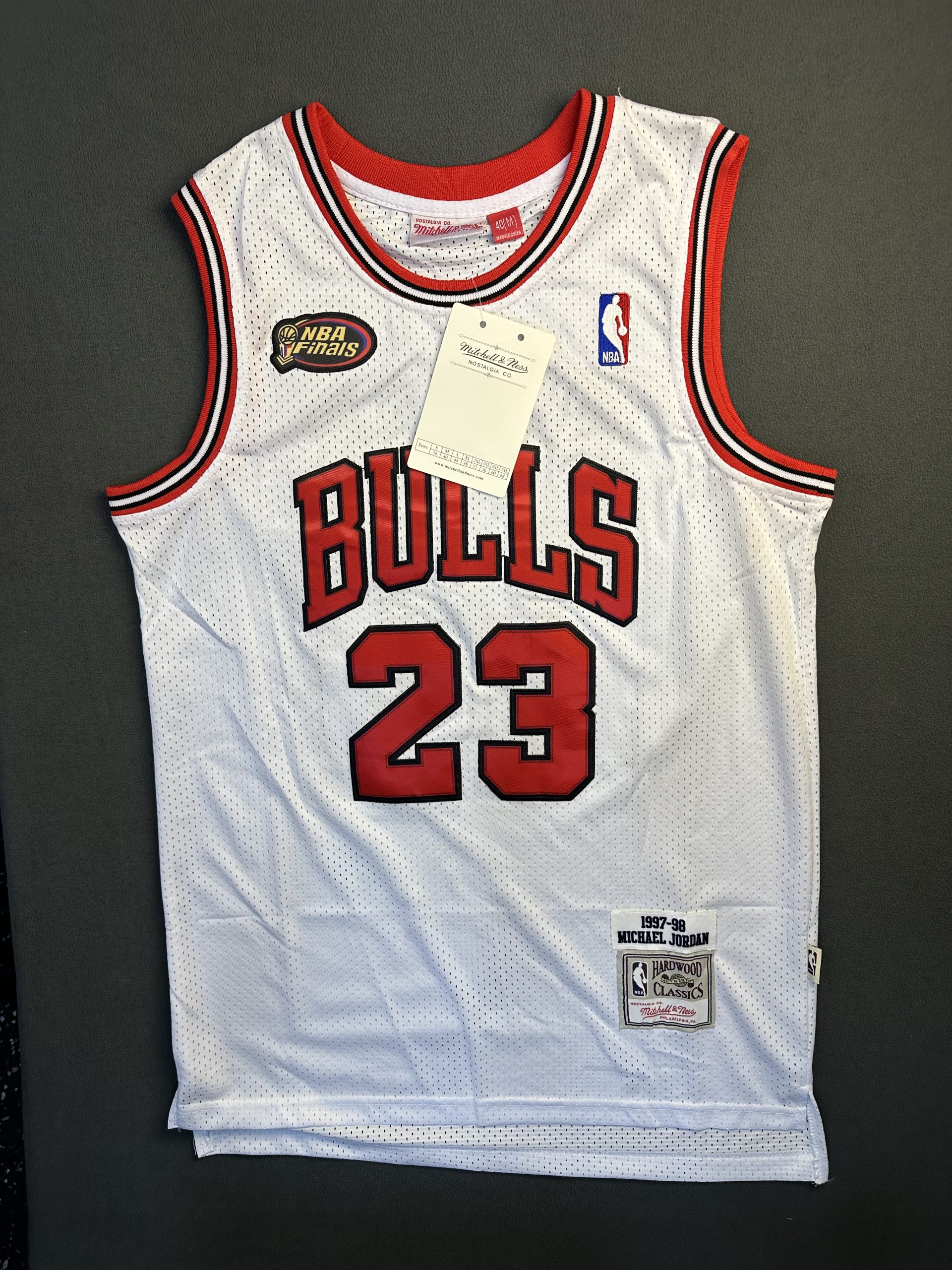 Camiseta Chicago Bulls Michael Jordan #23 Mitchell & Ness Blanco - Vista frontal