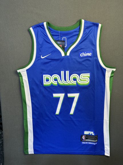 Camiseta Dallas Mavericks Dončić #77 Nike Azul