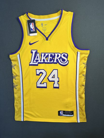 Camiseta Los Angeles Lakers Kobe Bryant #24 Nike Amarillo
