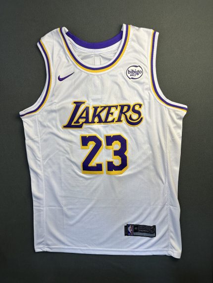 Camiseta Los Angeles Lakers Lebron James #23 Nike Blanco