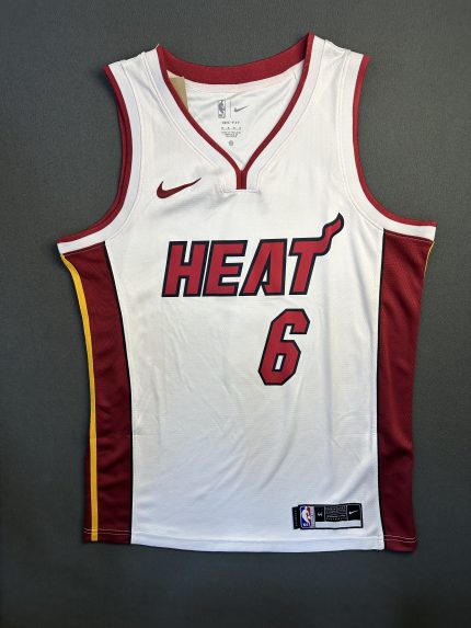 Camiseta Miami Heat James #6 Nike Blanco