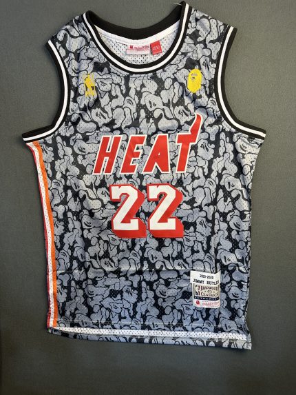 Camiseta Miami Heat Jimmy Butler #22 Mitchell & Ness Gris