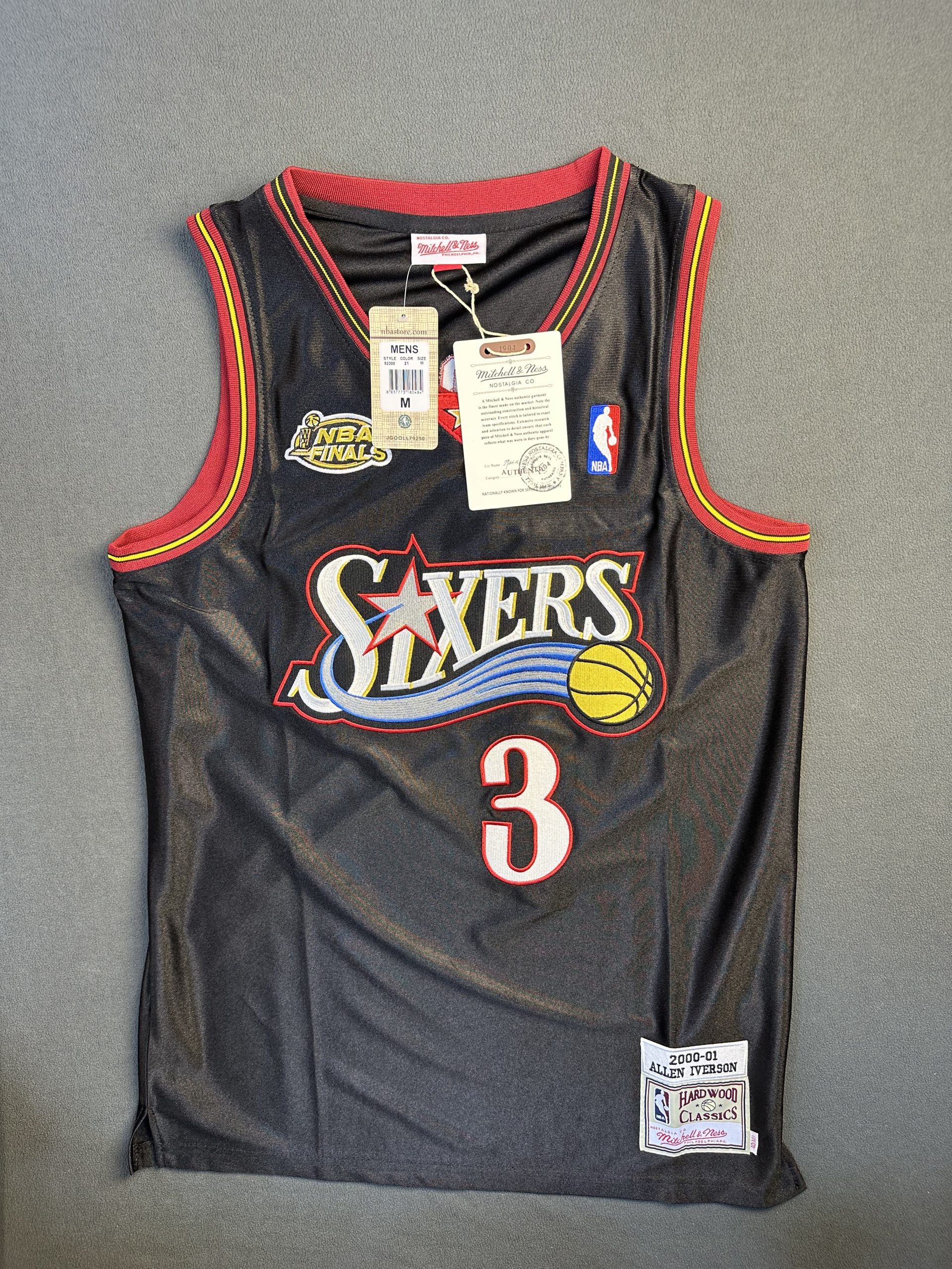 Camiseta Philadelphia 76ers Allen Iverson #3 Mitchell & Ness Negro - Vista frontal