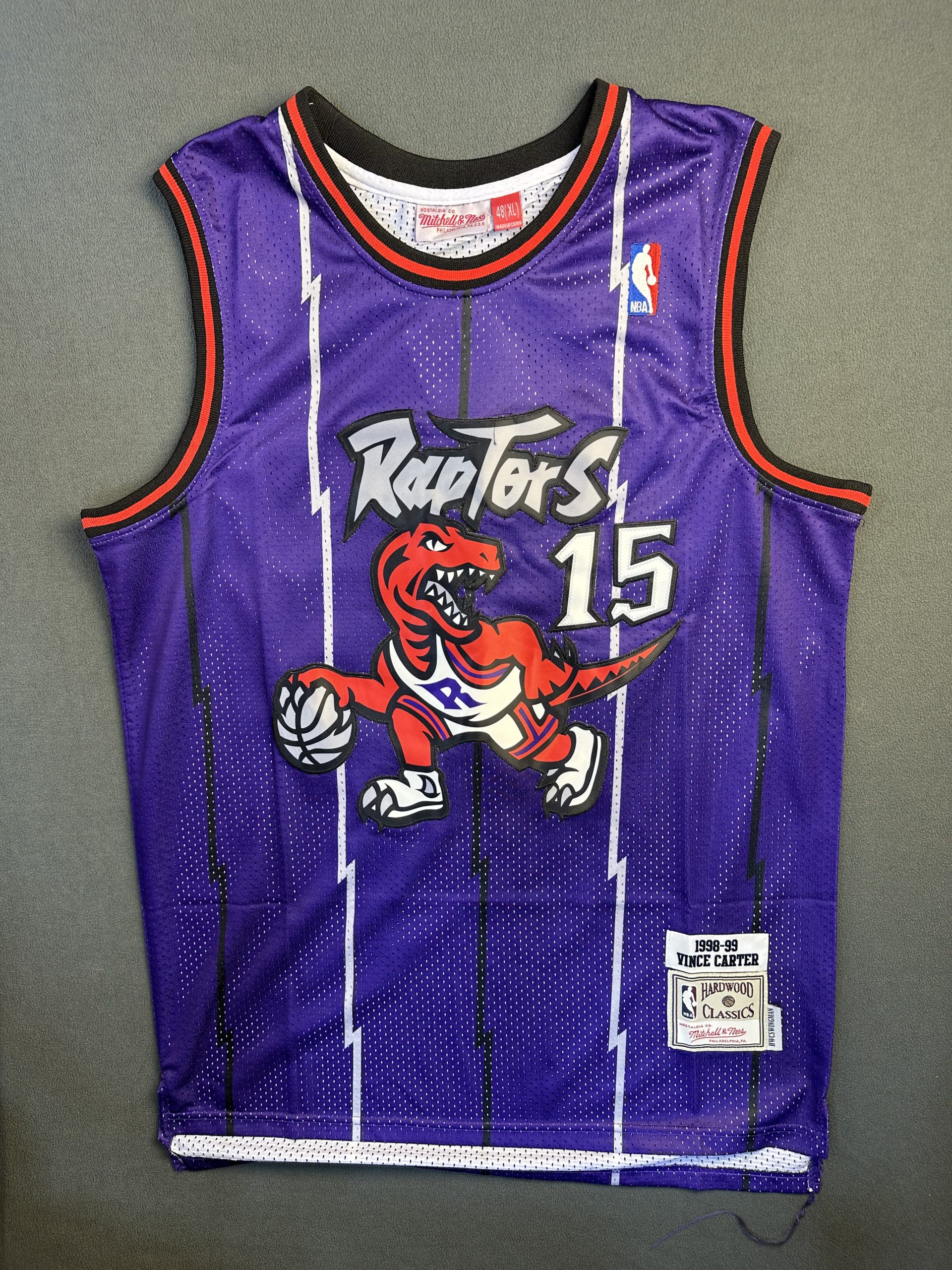 Camiseta Toronto Raptors Vince Carter #15 Mitchell & Ness Morado - Vista frontal