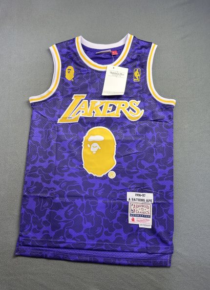 Camiseta Los Angeles Lakers Bape #93 A Bathing Ape Morado