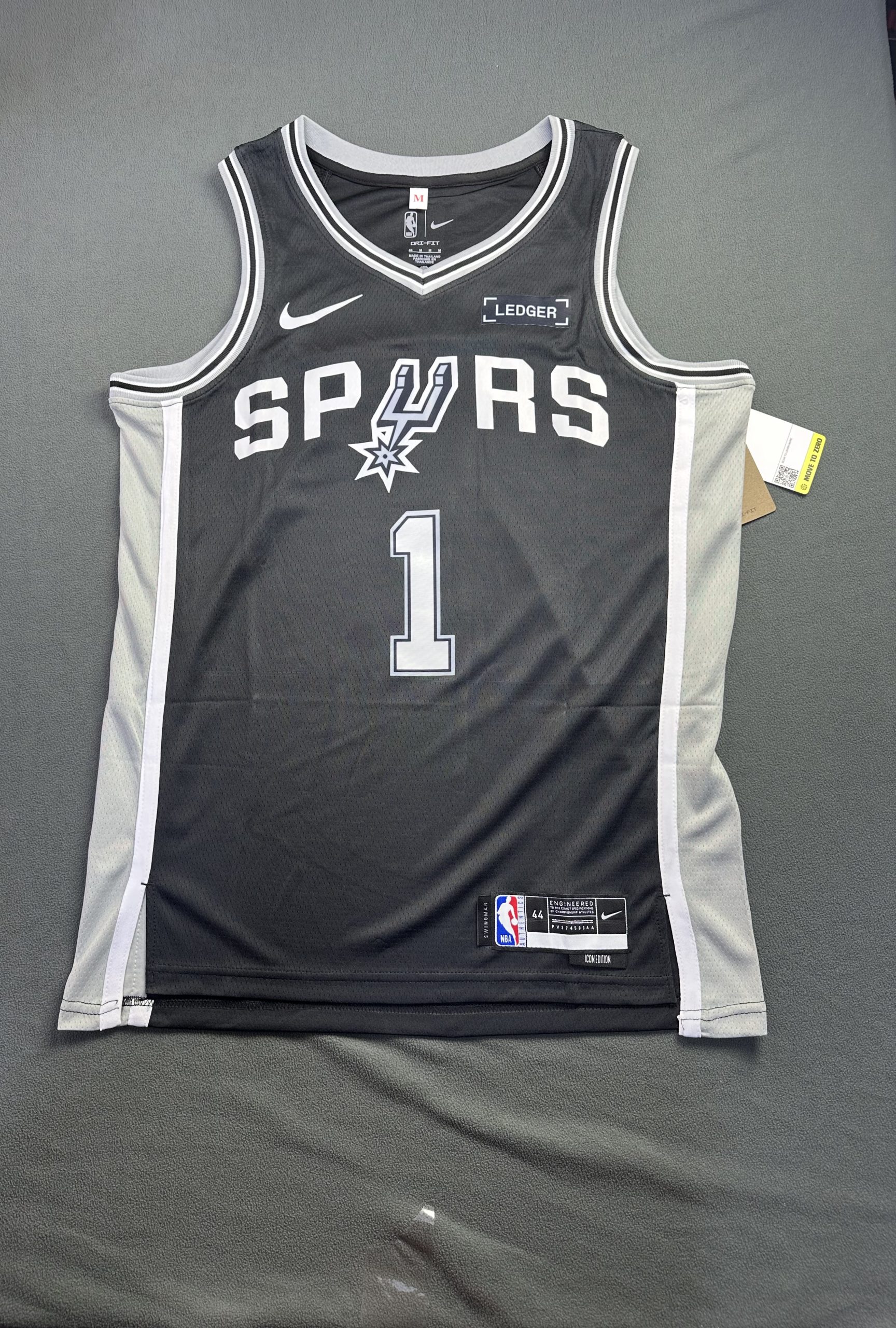 Camiseta San Antonio Spurs Wembanyama #1 Nike Negro - Vista frontal