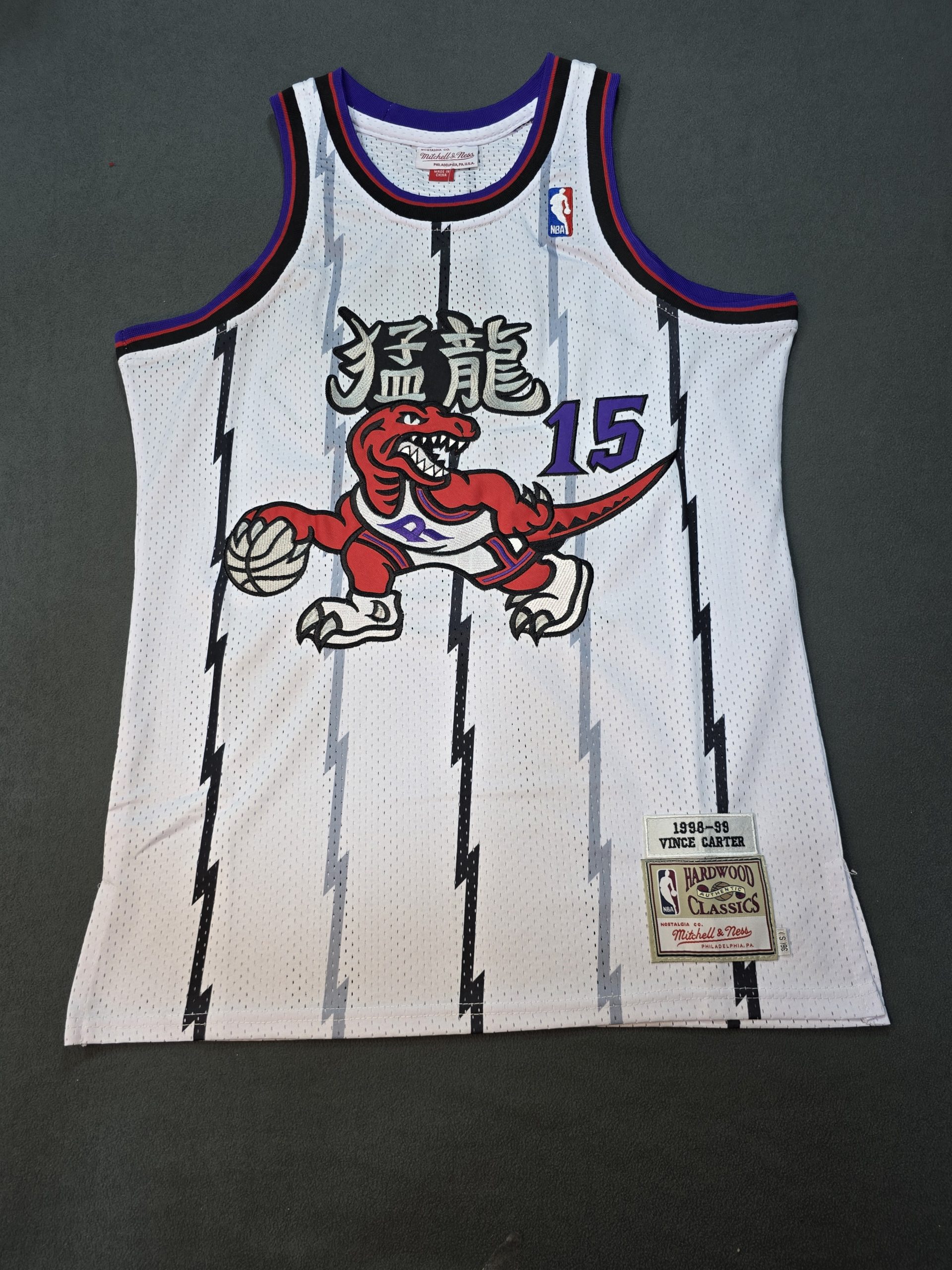 Camiseta Toronto Raptors Vince Carter #15 Mitchell & Ness Throwback Blanco - Vista frontal