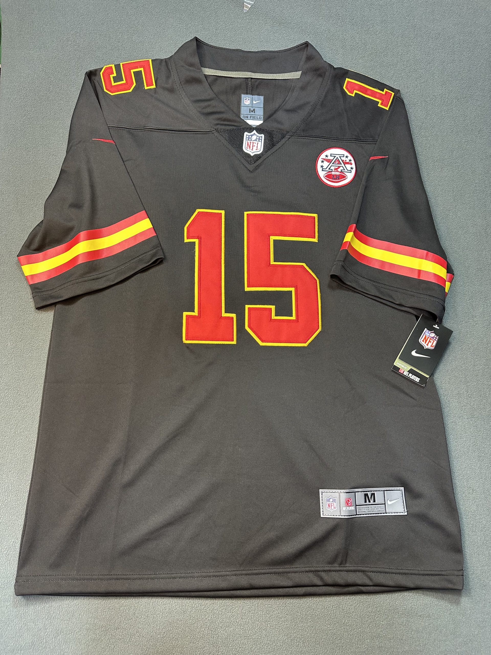 Camiseta Kansas City Chiefs Mahomes #15 Nike Negro - Vista frontal